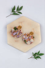 Load image into Gallery viewer, Primrose Confetti Disc Earrings