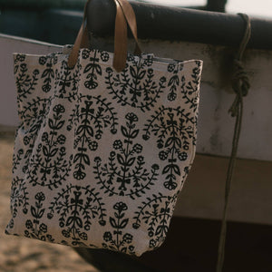 Carryall Tote - Meadow Folk