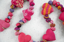 Load image into Gallery viewer, Saree Heart Garland - 5 ft